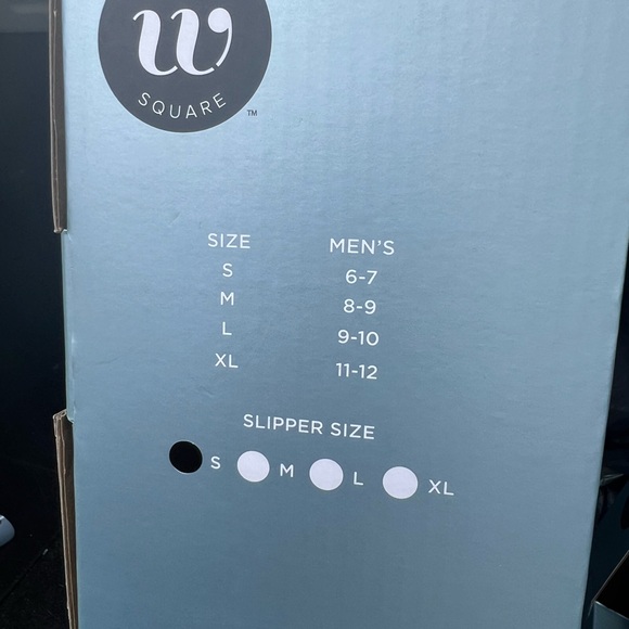 NIB NWT Men’s clog moccasin slippers brown small 6/7 - Picture 4 of 4